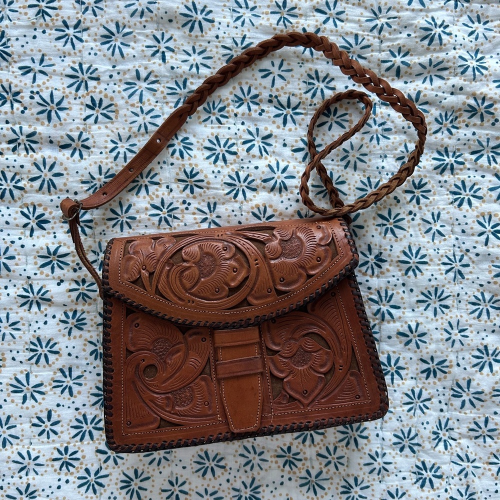 Vintage Brown Leather Handbag with Floral Engraving